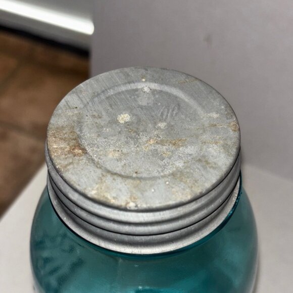 Antique HALF GALLON Blue1900-1923 with Zinc Ball Lids - Picture 13 of 16